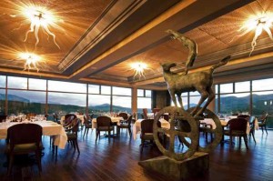 Sophisticated Setting at Palmyra Restaurant at The Peaks
