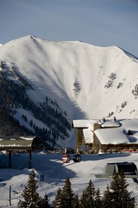 The Sundeck Backdropped by the Highlands Bowl in Winter