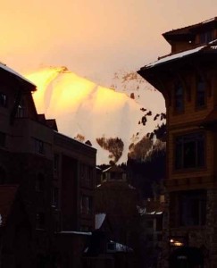 Embracing the Après-Ski Beauty of a Telluride Sunset