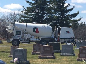 A Surprising Homage: A Clemente Latham Concrete Mixer Showed Up to Pay Respects at the Cemetery